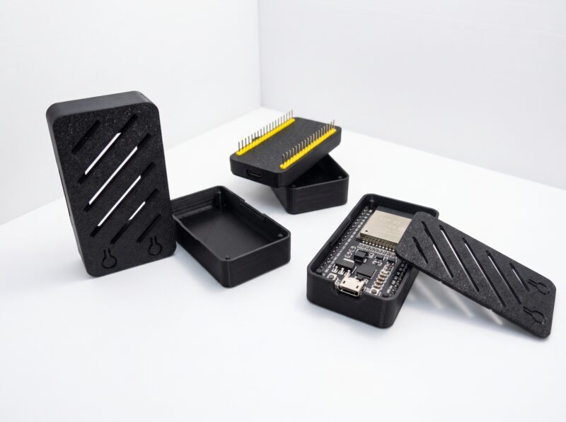 Moduláris Védőtok ESP32 38-Pin Micro-USB Kártyához – 2 Alsó Résszel (Breadboard / Dupont)